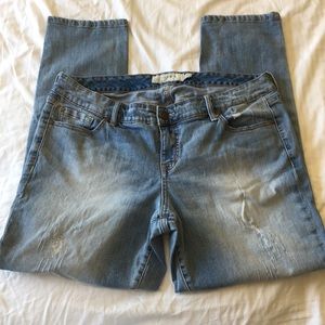 Torrid Light Wash Factory Distressed Jeans Size 16